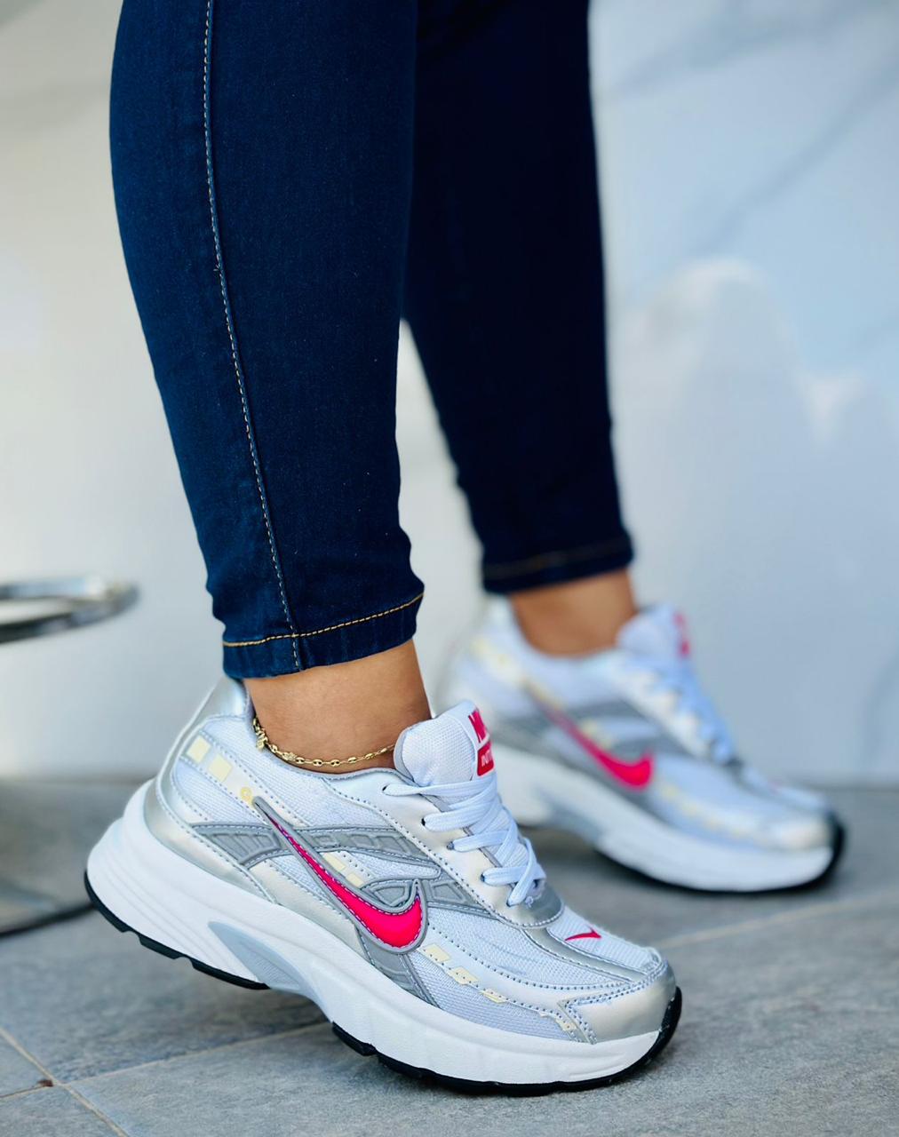 Tenis Nike Initiator Deportivos Femenino - Running con Suela Resistente y Soporte