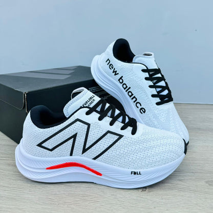 Tenis New Balance FuelCell Running - Capellada Sublimada con Apliques 3D y Suela Liviana